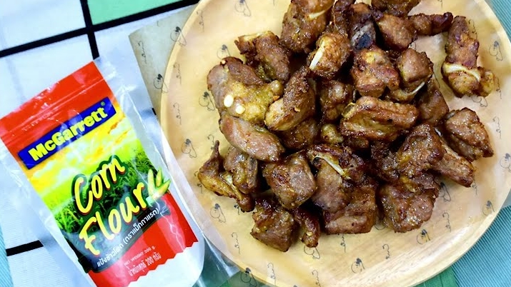 ซี่โครงหมูทอดกระเทียมพริกไทย